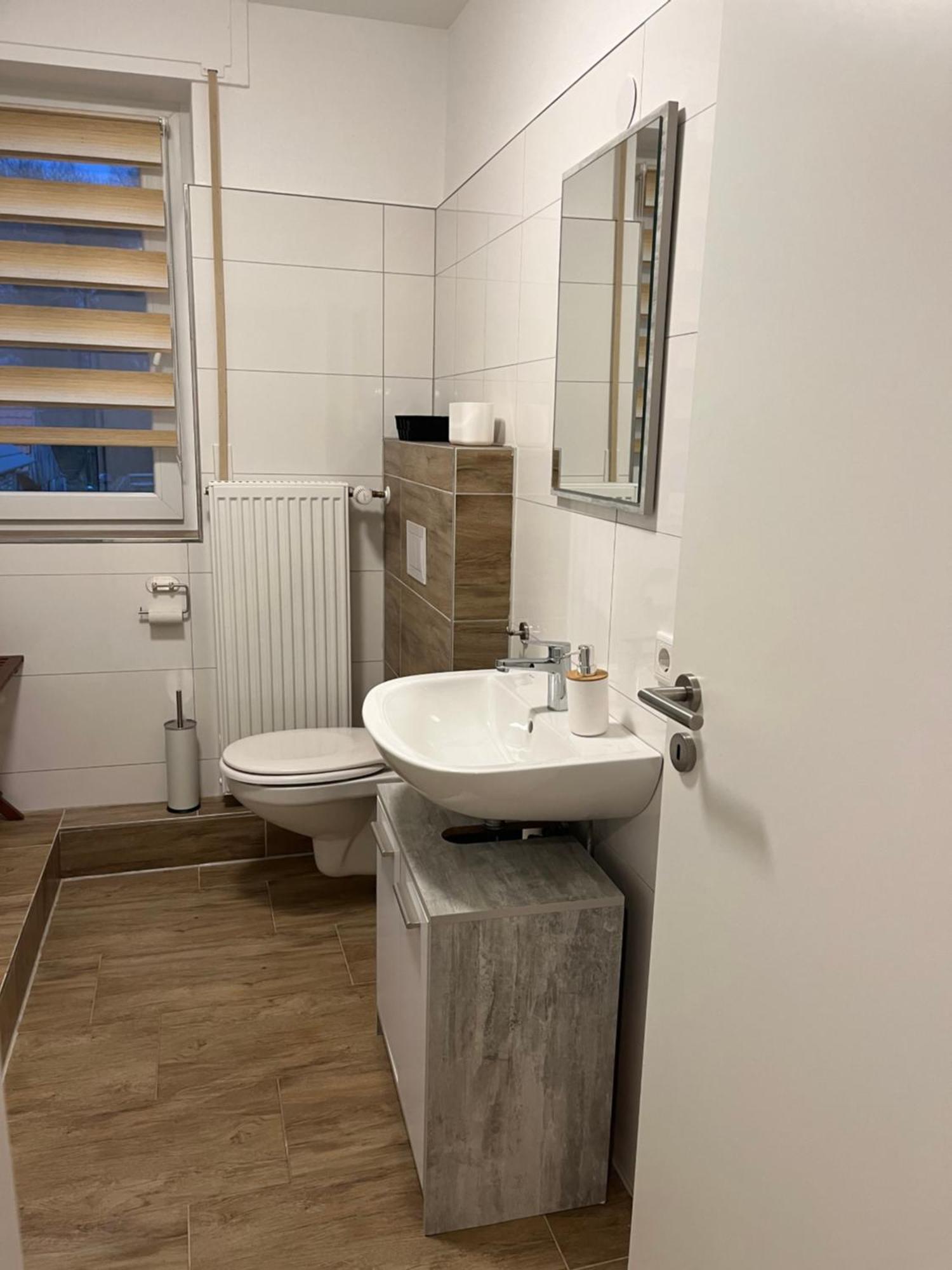 Wunderschoene Ferienwohnung Mit Balkon Auf Dem Bauernhof Greven Eksteriør billede